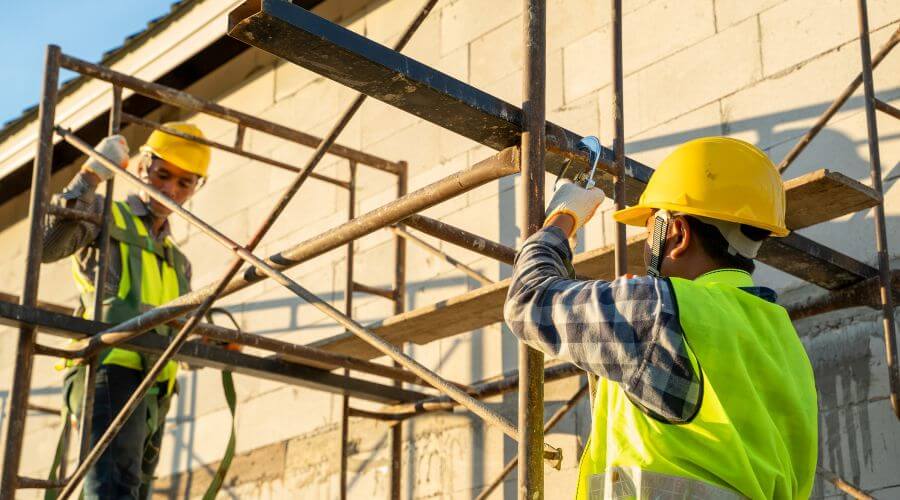 Professional fairlawn roofing services in Teeds Grove, IA